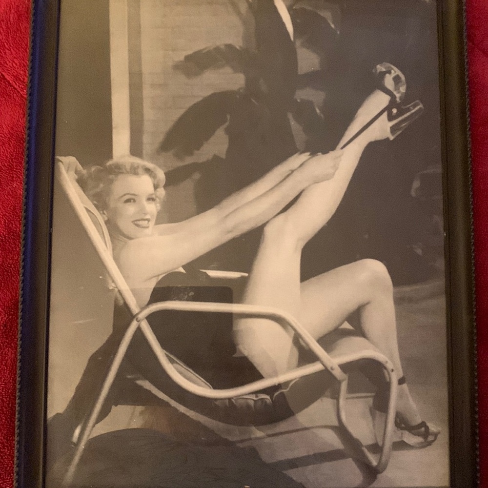Framed photo prints Marilyn Monroe and vintage